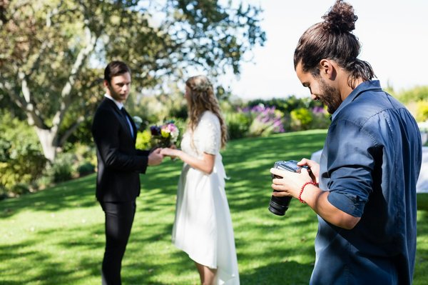 Photographe mariage à strasbourg et en alsace : moments authentiques